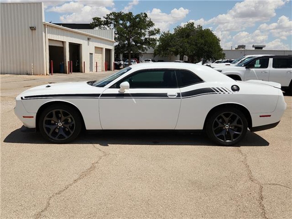 Used 2018 Dodge Challenger SXT Rear-wheel Drive Coupe