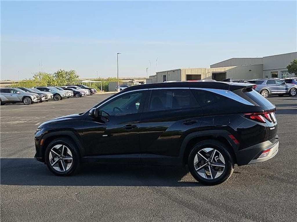 Certified 2025 Hyundai Tucson SEL Front-Wheel Drive