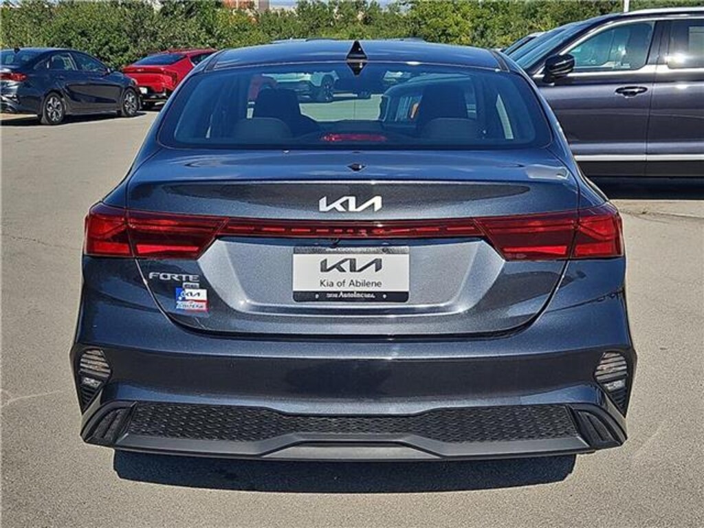 Used 2024 KIA Forte LX (IVT) Sedan
