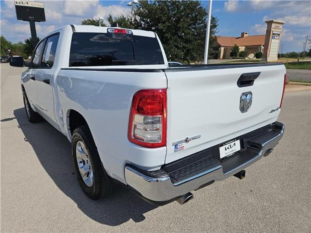 Used 2024 RAM 1500 Big Horn/Lone Star 4x4 Crew Cab 144.5 in. WB