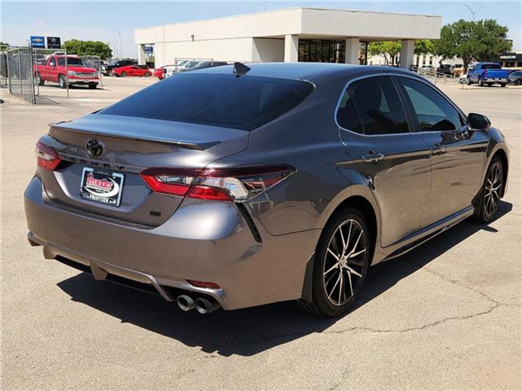 Used 2024 Toyota Camry SE Front-Wheel Drive Sedan