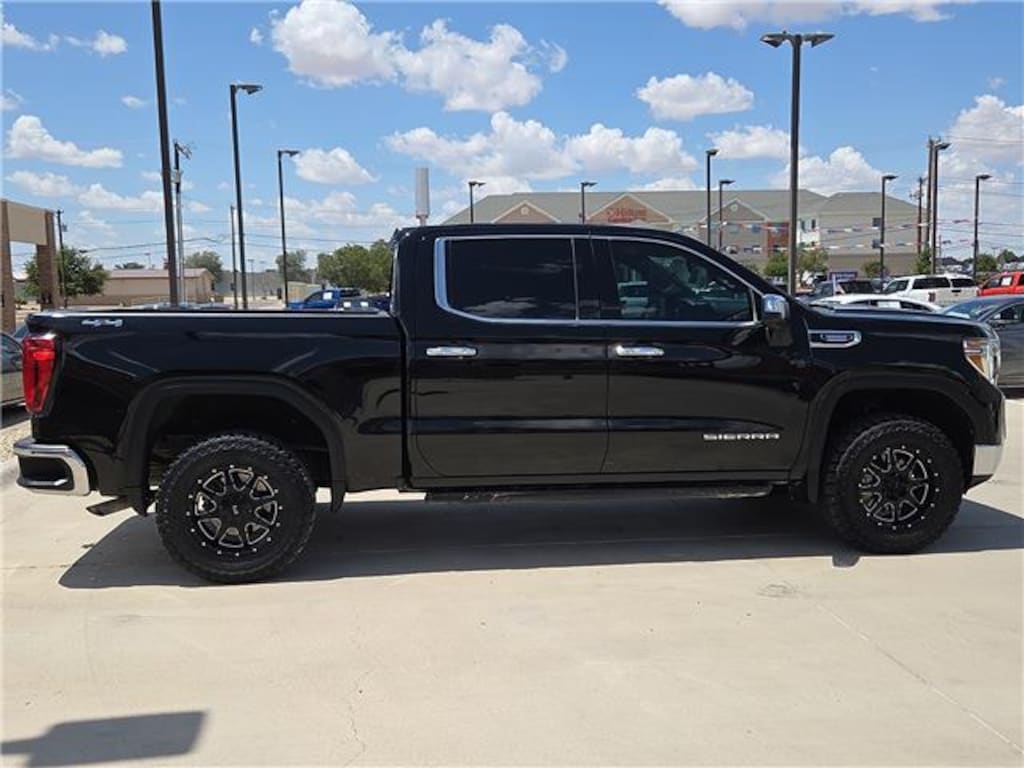 Used 2022 GMC Sierra 1500 Limited SLT 4x4 Crew Cab 5.75 ft. box 147.4 in. WB