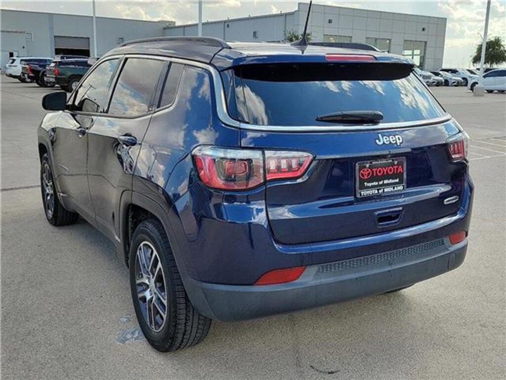 Used 2018 Jeep Compass Latitude Front-wheel Drive