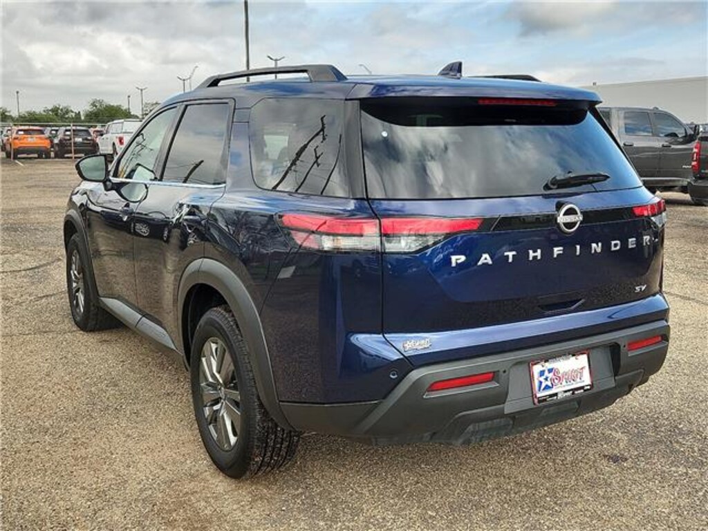 Used 2024 Nissan Pathfinder SV (A9) Front-Wheel Drive