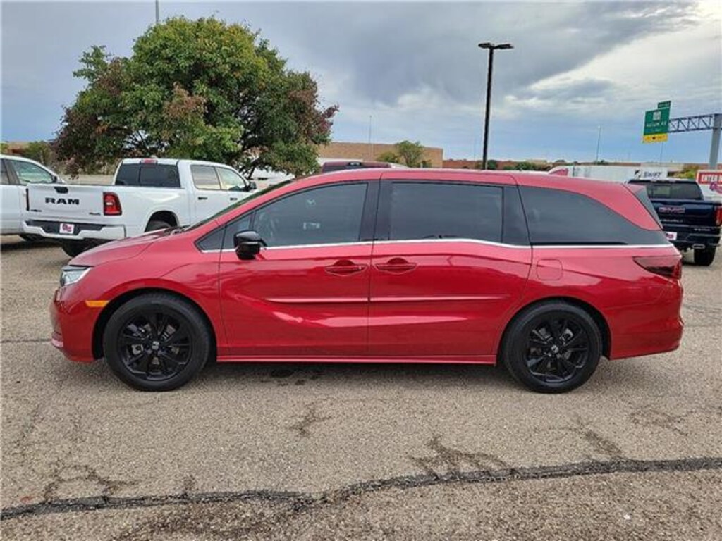 Used 2024 Honda Odyssey Sport (A10) Passenger Van