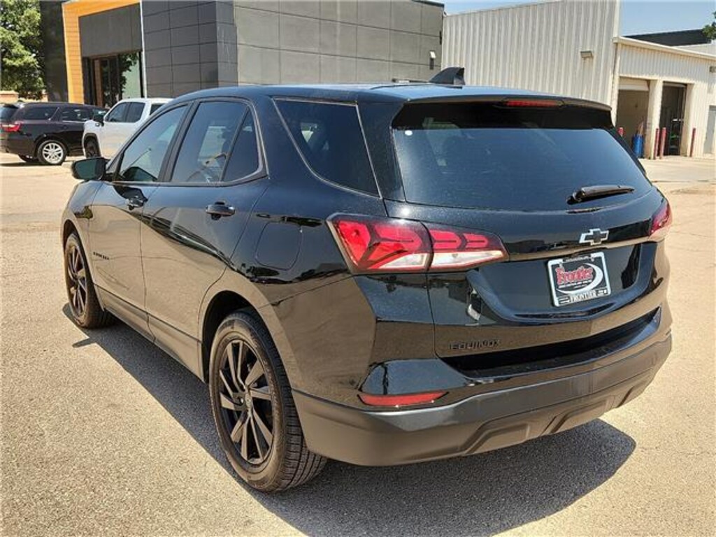Used 2024 Chevrolet Equinox LS w/1LS Front-Wheel Drive