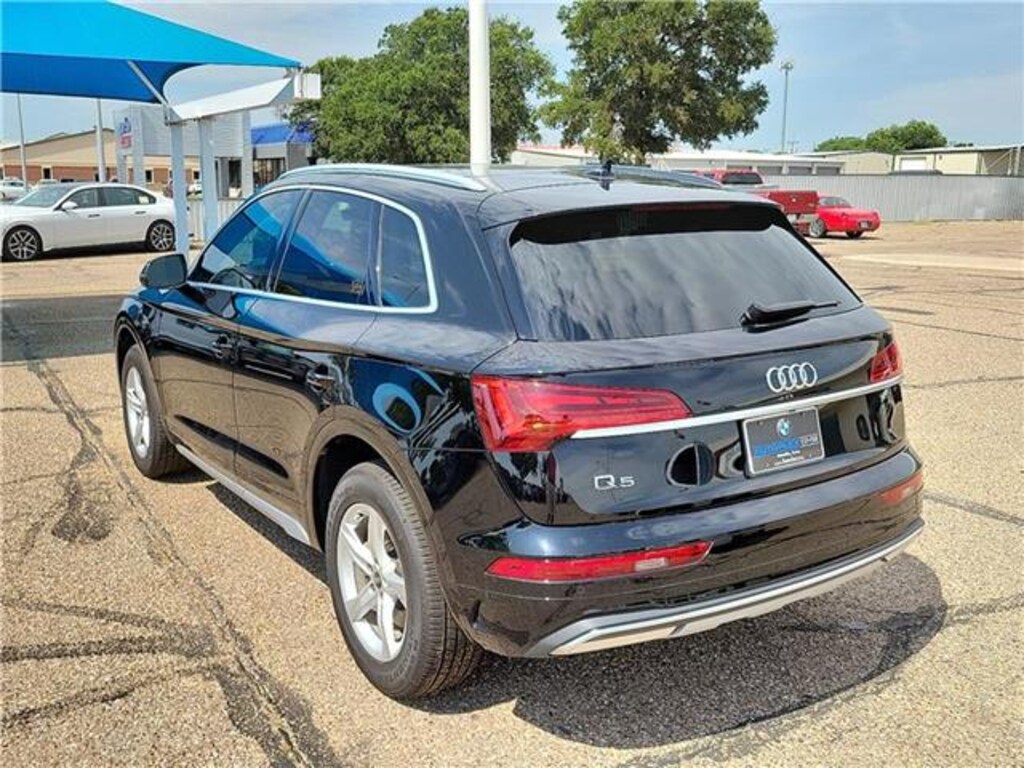 Used 2024 Audi Q5 40 Premium (S tronic) All-Wheel Drive quattro SUV