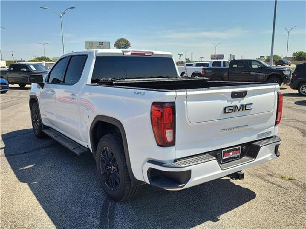 Used 2022 GMC Sierra 1500 Elevation w/3SB 4x4 Crew Cab 5.75 ft. box 147.4 in