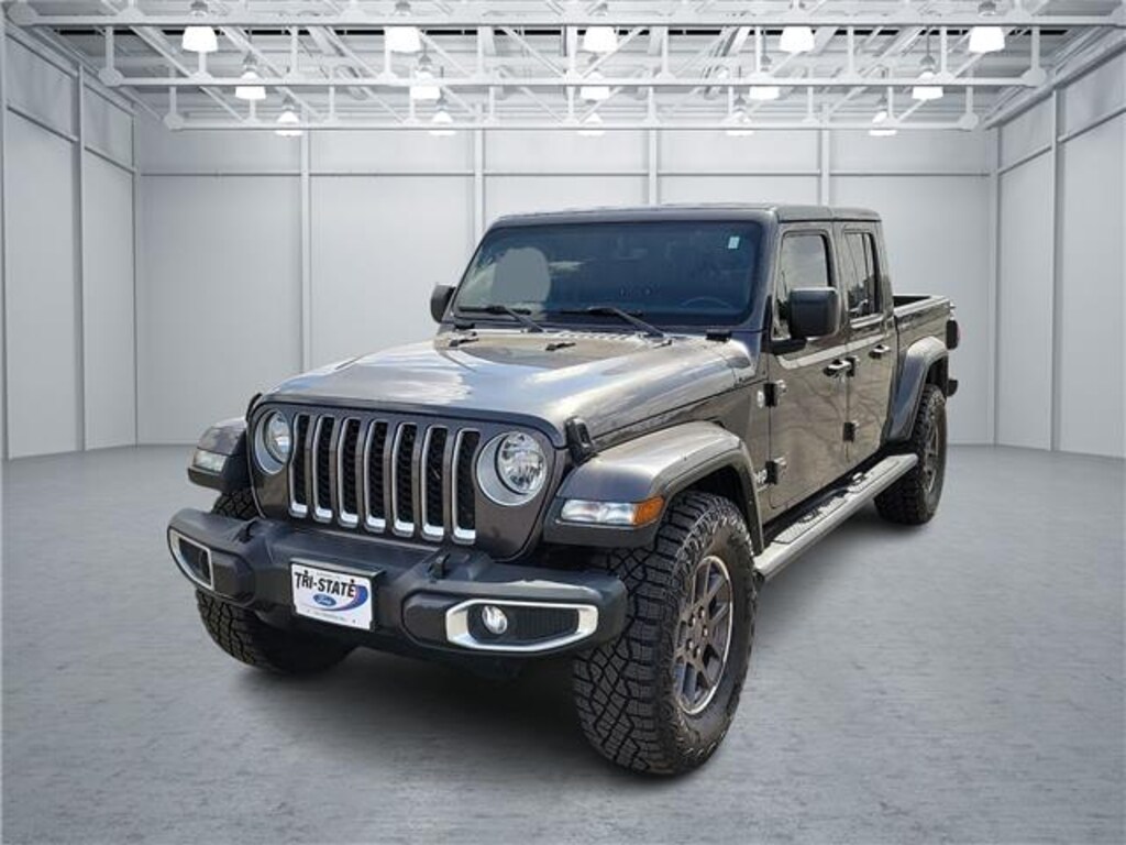 Used 2023 Jeep Gladiator Overland 4x4 Crew Cab 5 ft. box