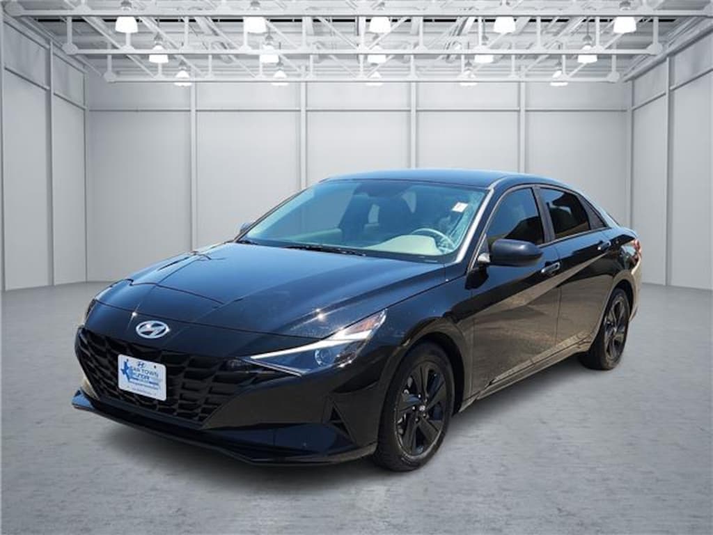 Used 2023 Hyundai Elantra SEL (IVT) Sedan
