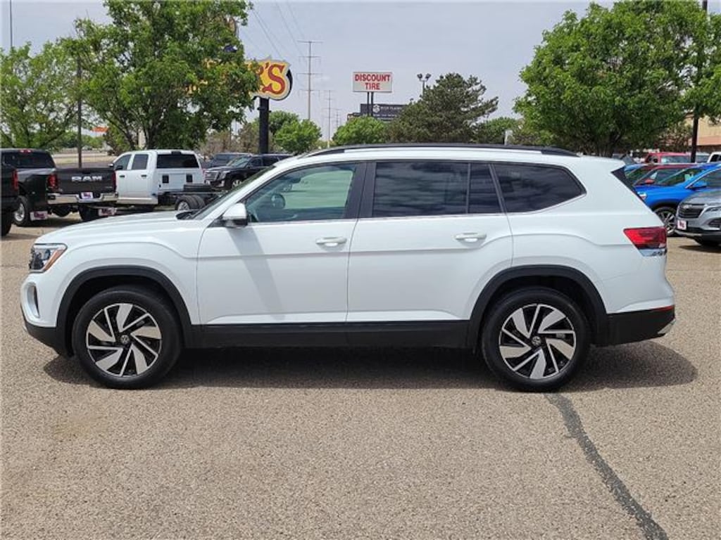 Used 2023 Volkswagen Atlas 2.0T SE w/Technology Front-Wheel Drive