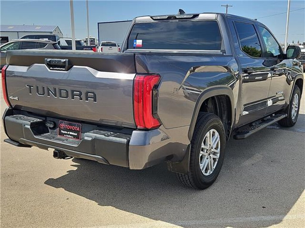 Used 2024 Toyota Tundra SR5 (A10) 4x4 CrewMax 5.5 ft. box 145.7 in. WB
