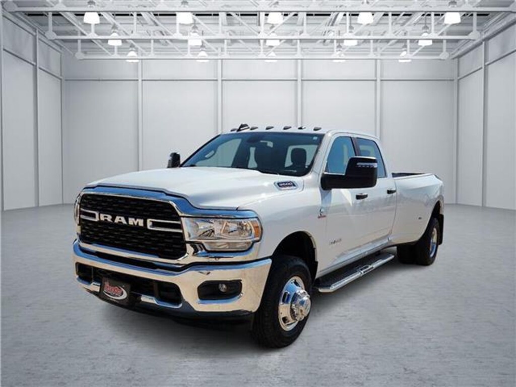 Used 2024 RAM 3500 Big Horn 4x4 Crew Cab 8 ft. box 169.5 in. WB