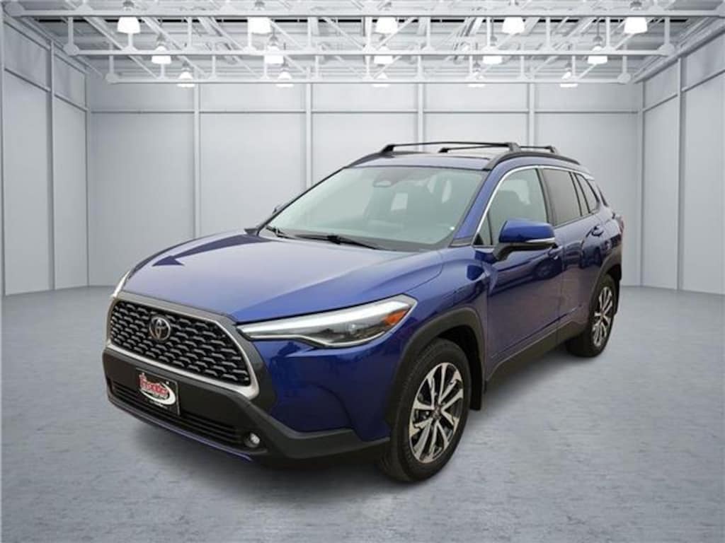 Used 2024 Toyota Corolla Cross XLE