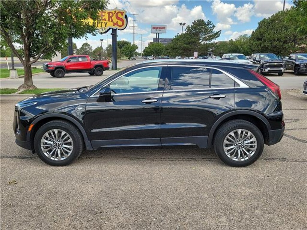 Used 2024 Cadillac XT4 Premium Luxury Front-Wheel Drive