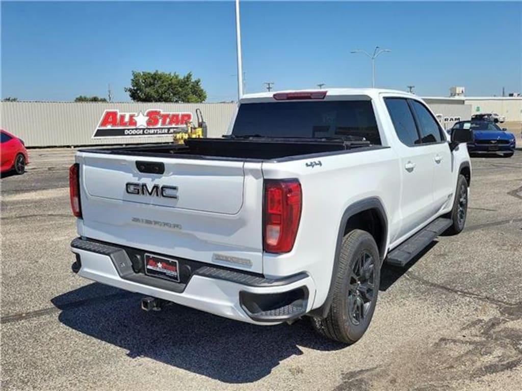 Used 2022 GMC Sierra 1500 Elevation w/3SB 4x4 Crew Cab 5.75 ft. box 147.4 in