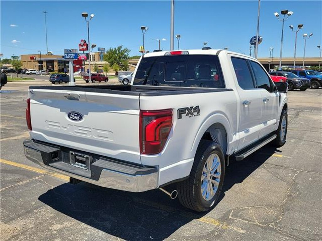 Used 2024 Ford F-150 Lariat 4x4 SuperCrew Cab 5.5 ft. box 145 in. WB