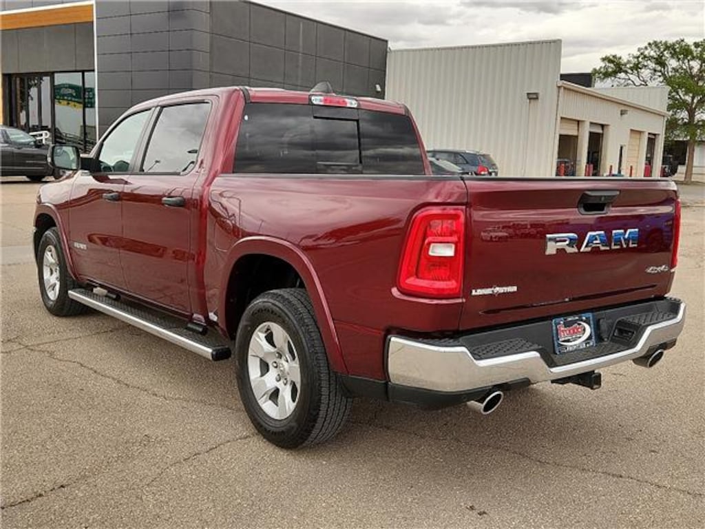 Used 2025 RAM 1500 Big Horn/Lone Star 4x4 Crew Cab 144.5 in. WB