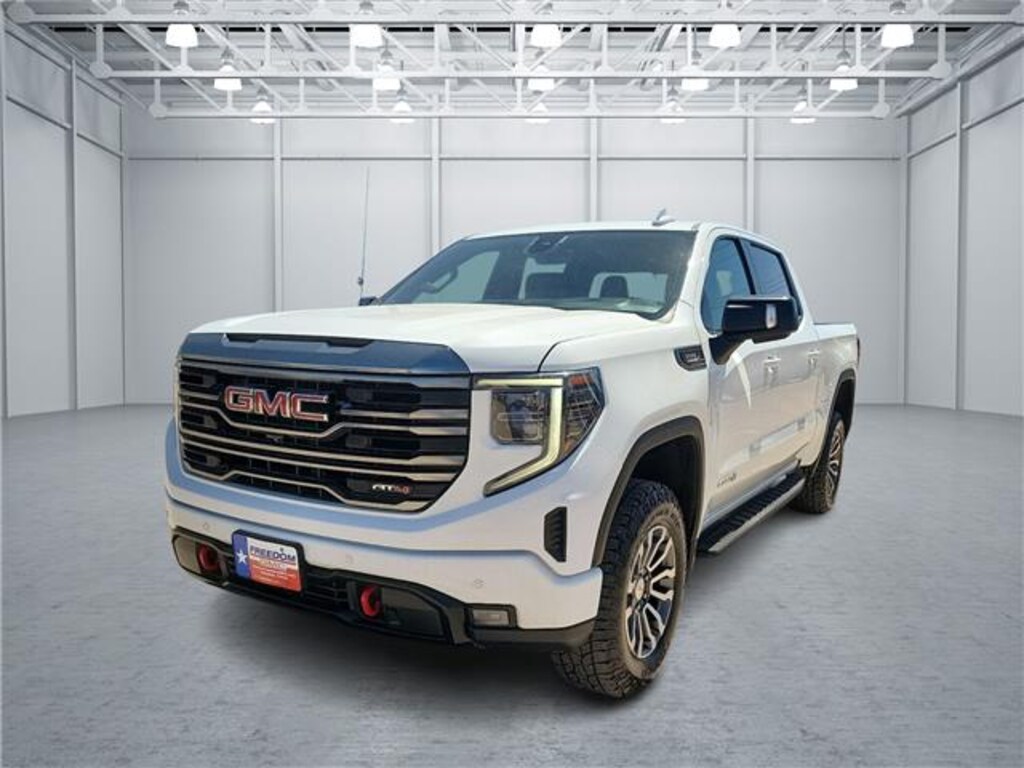 Used 2022 GMC Sierra 1500 AT4 4x4 Crew Cab 5.75 ft. box 147.4 in. WB