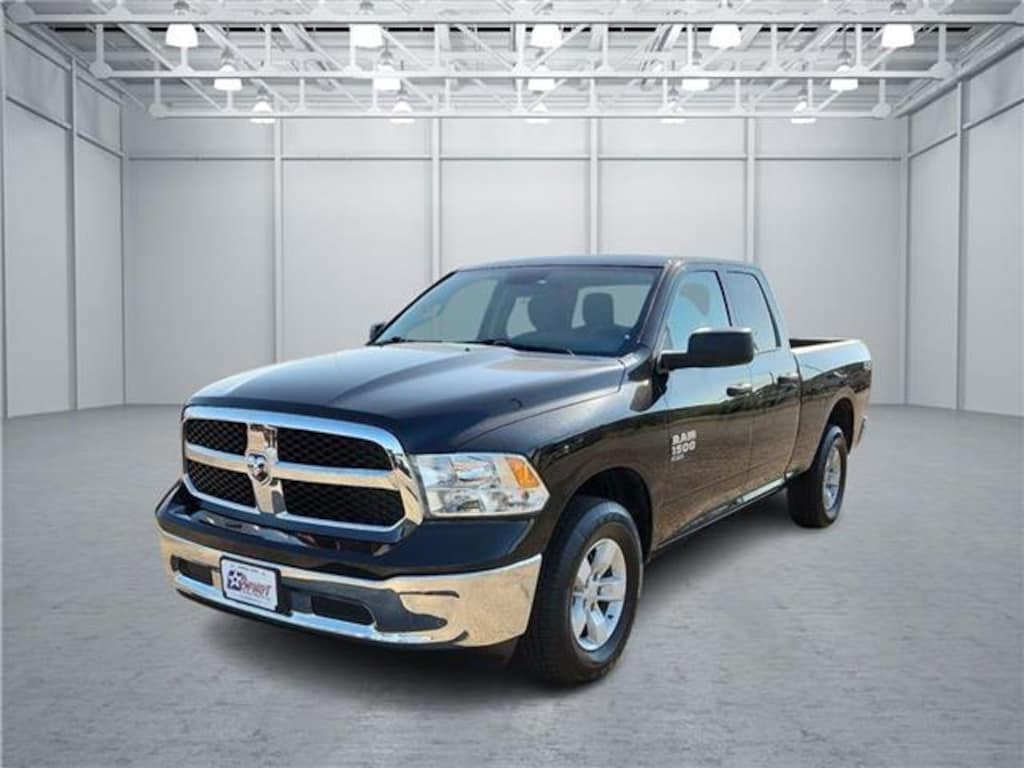 Used 2024 RAM 1500 Classic SLT 4x4 Quad Cab 6.3 ft. box 140 in. WB