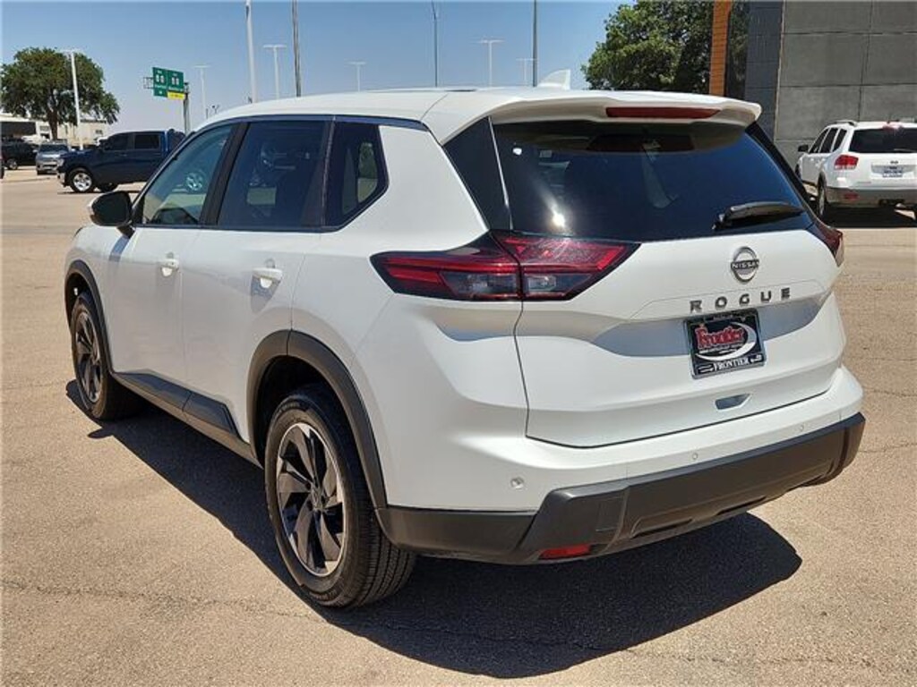 Used 2025 Nissan Rogue SV Front-Wheel Drive
