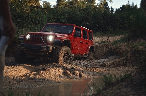 jeep going offroad in oneonta, al