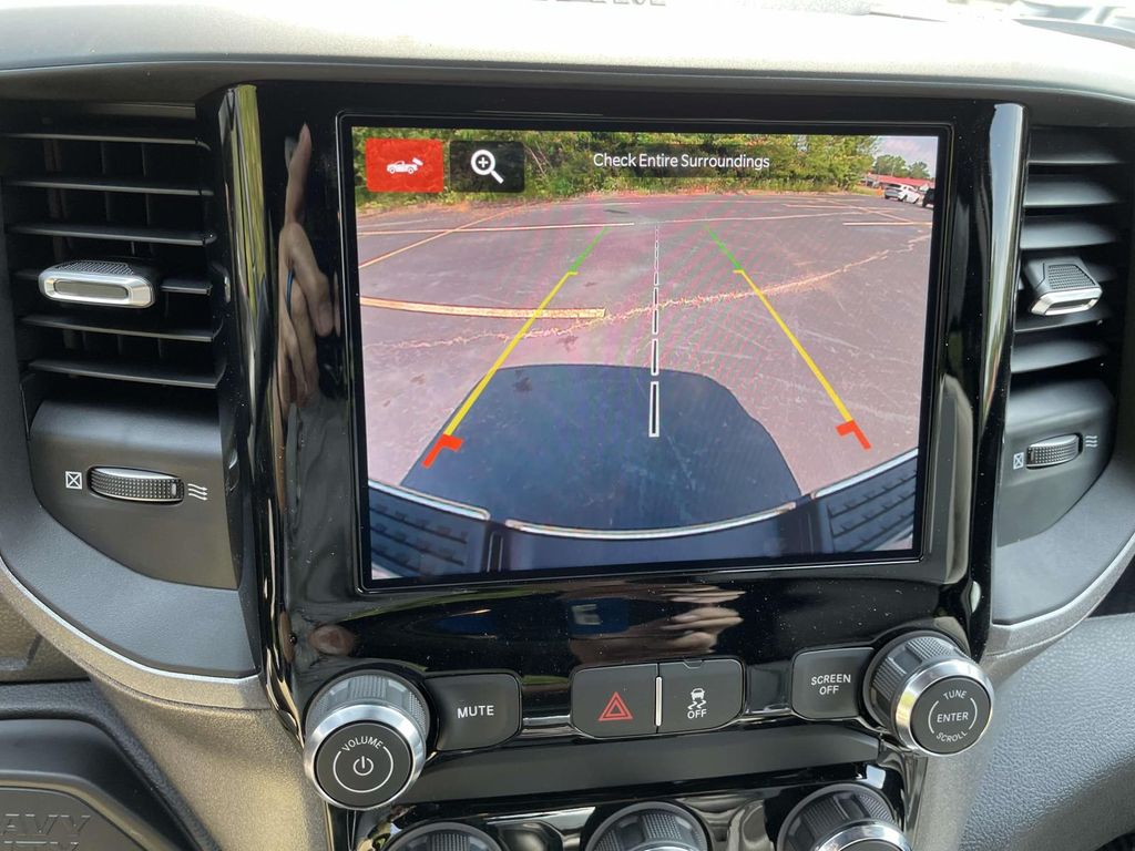 2025 RAM 2500 Tradesman - Photo 13