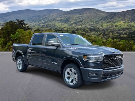 2025 Ram 1500 BIG HORN CREW CAB 4X2 5'7 BOX Pickup