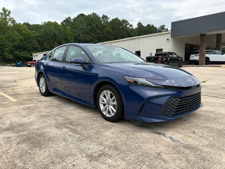 2025 Toyota Camry LE Sedan