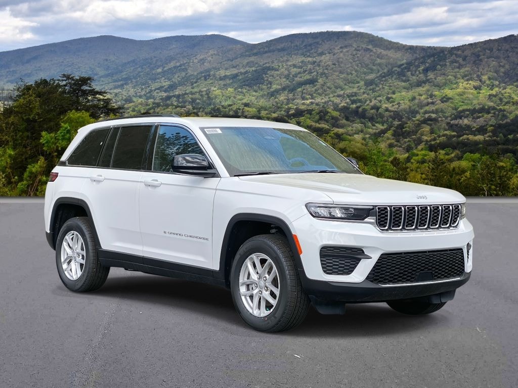 New 2025 Jeep Grand Cherokee LAREDO X 4X2 Sport Utility