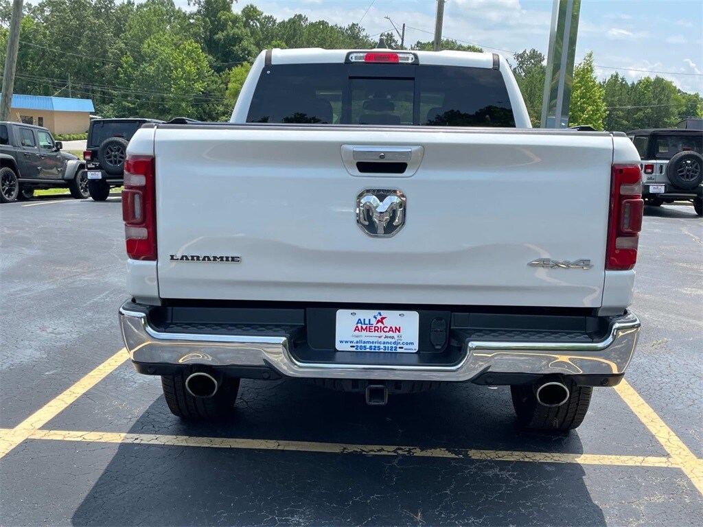 2019 Ram 1500 Laramie photo 4