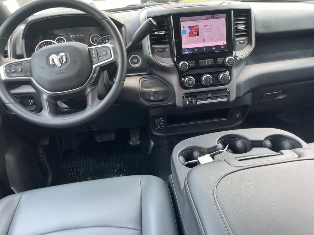 2025 RAM 2500 Tradesman - Photo 10