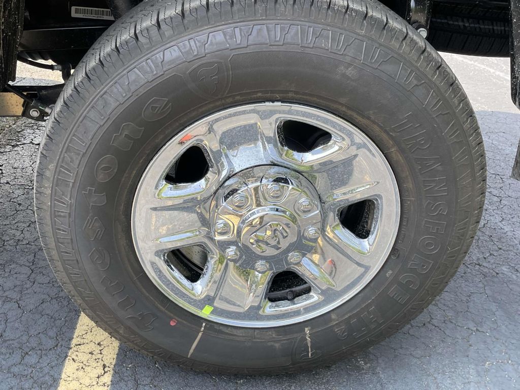 2025 RAM 2500 Tradesman - Photo 6