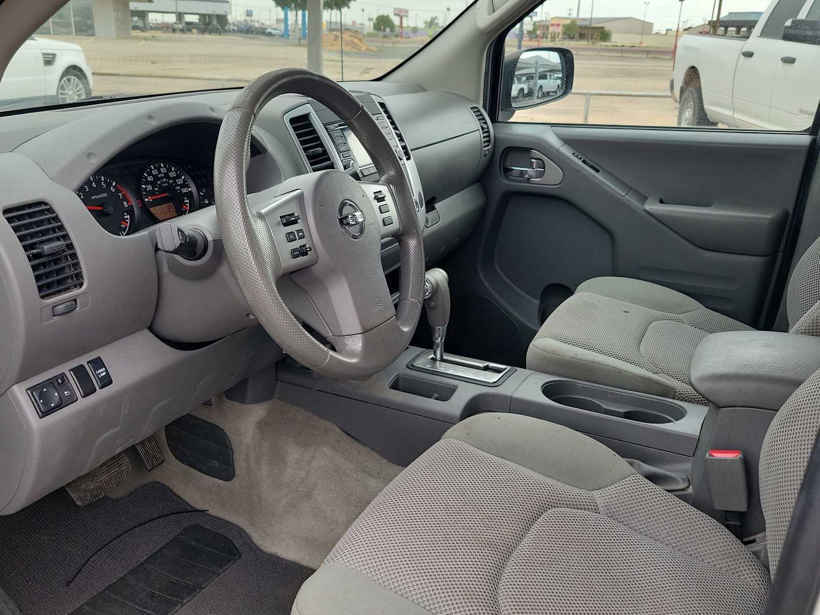 Used 2018 Nissan Frontier SV with VIN 1N6AD0ER9JN745945 for sale in Midland, TX