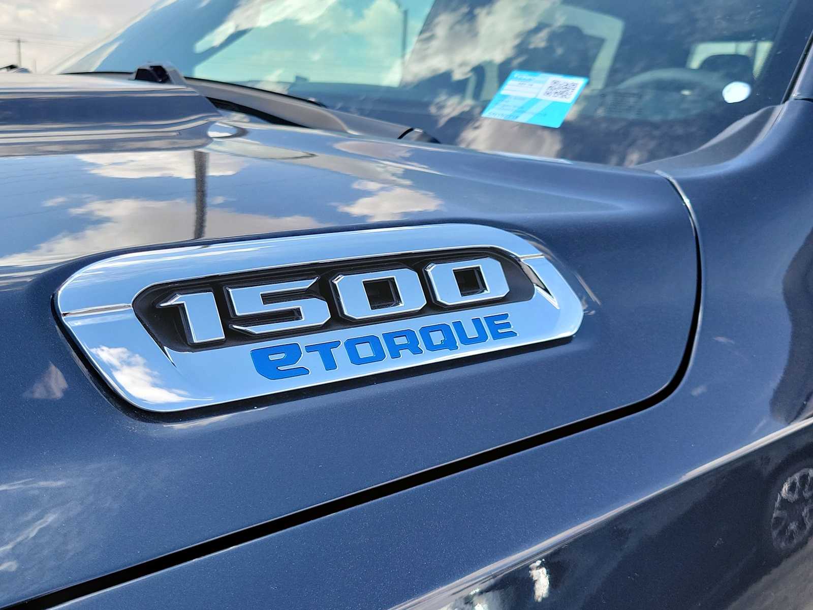 Thumbnail: 2025 RAM 1500 - 9