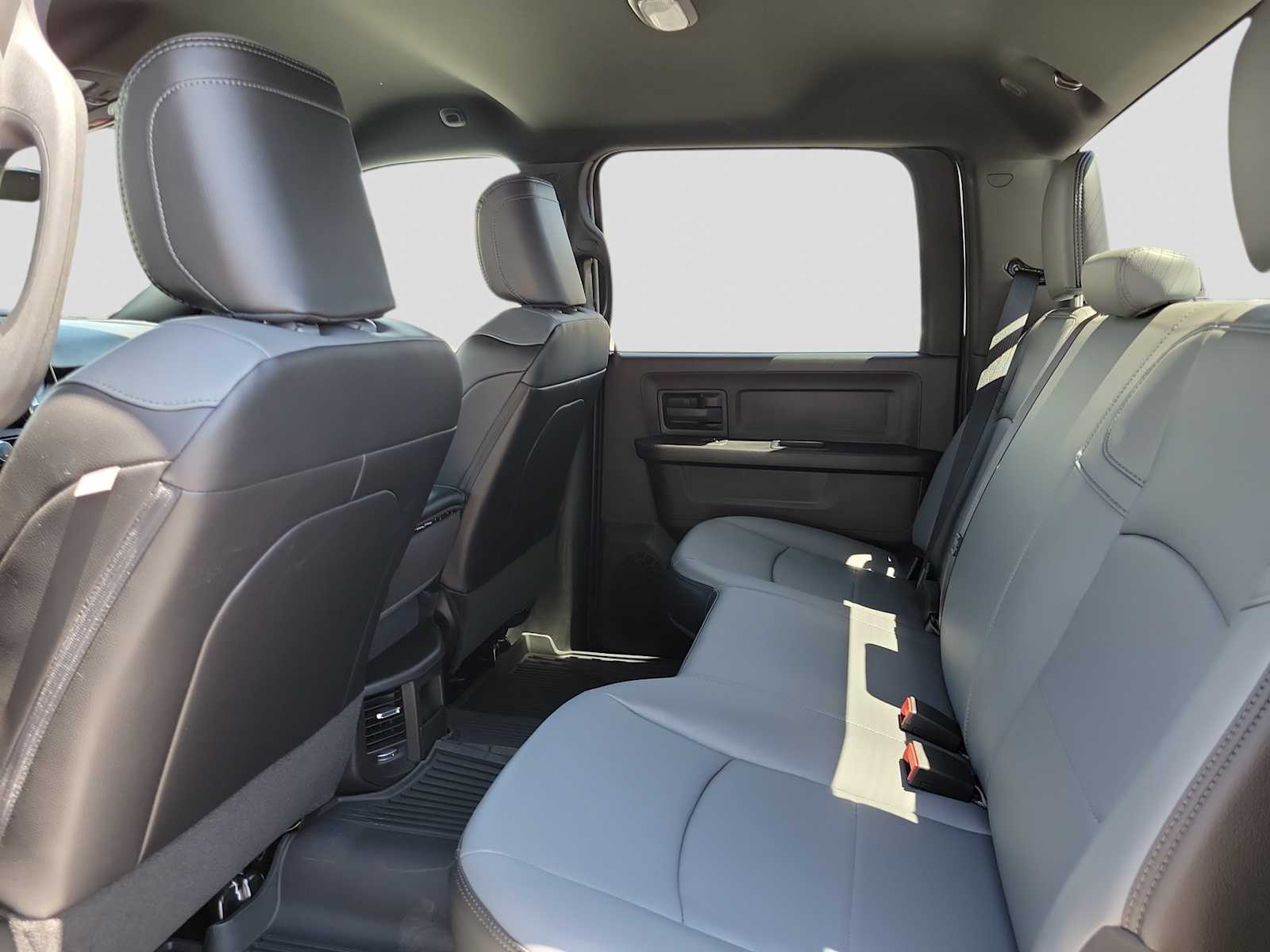 2025 RAM 2500 Tradesman - Photo 20