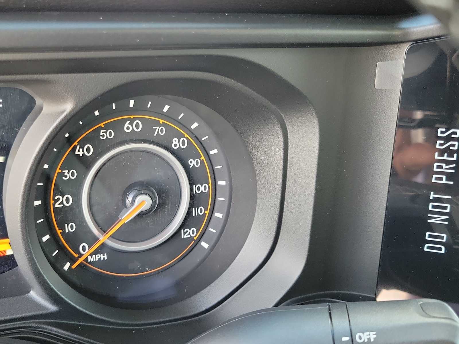 Thumbnail: 2025 Jeep Gladiator - 18