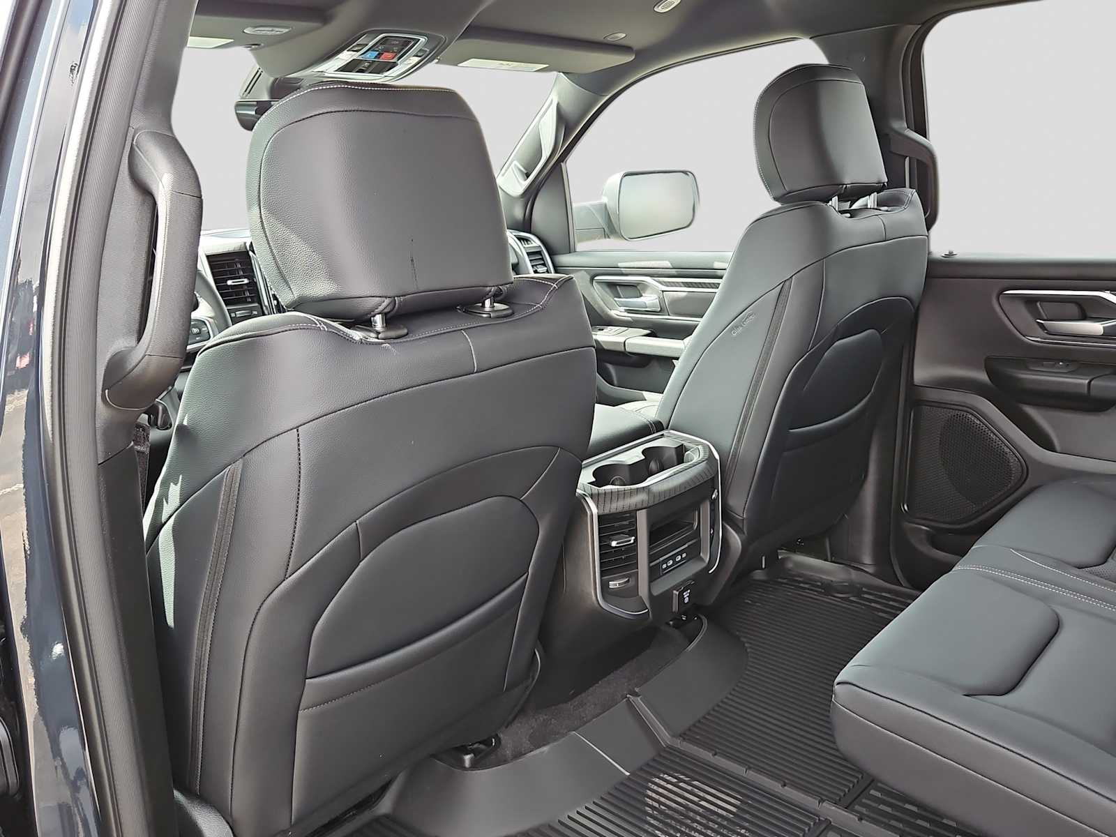 Thumbnail: 2026 RAM 1500 - 8