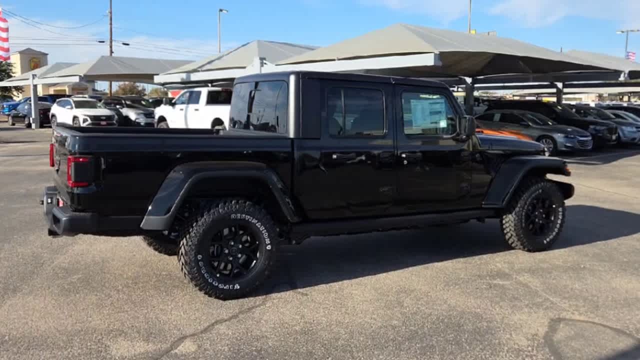 Thumbnail: 2026 Jeep Gladiator - 9