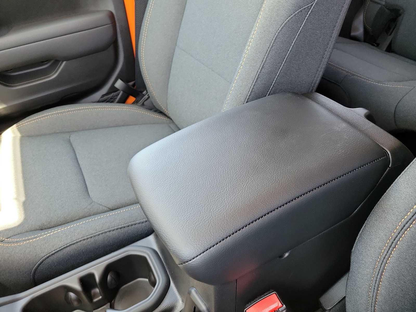 Thumbnail: 2025 Jeep Wrangler - 16