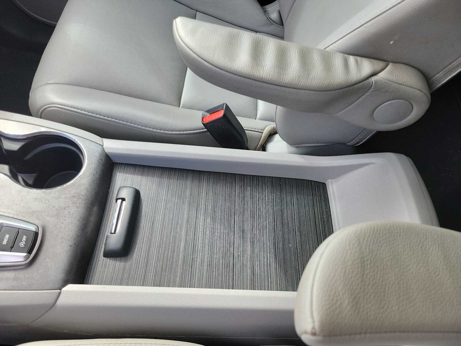 Thumbnail: 2022 Honda Pilot - 16