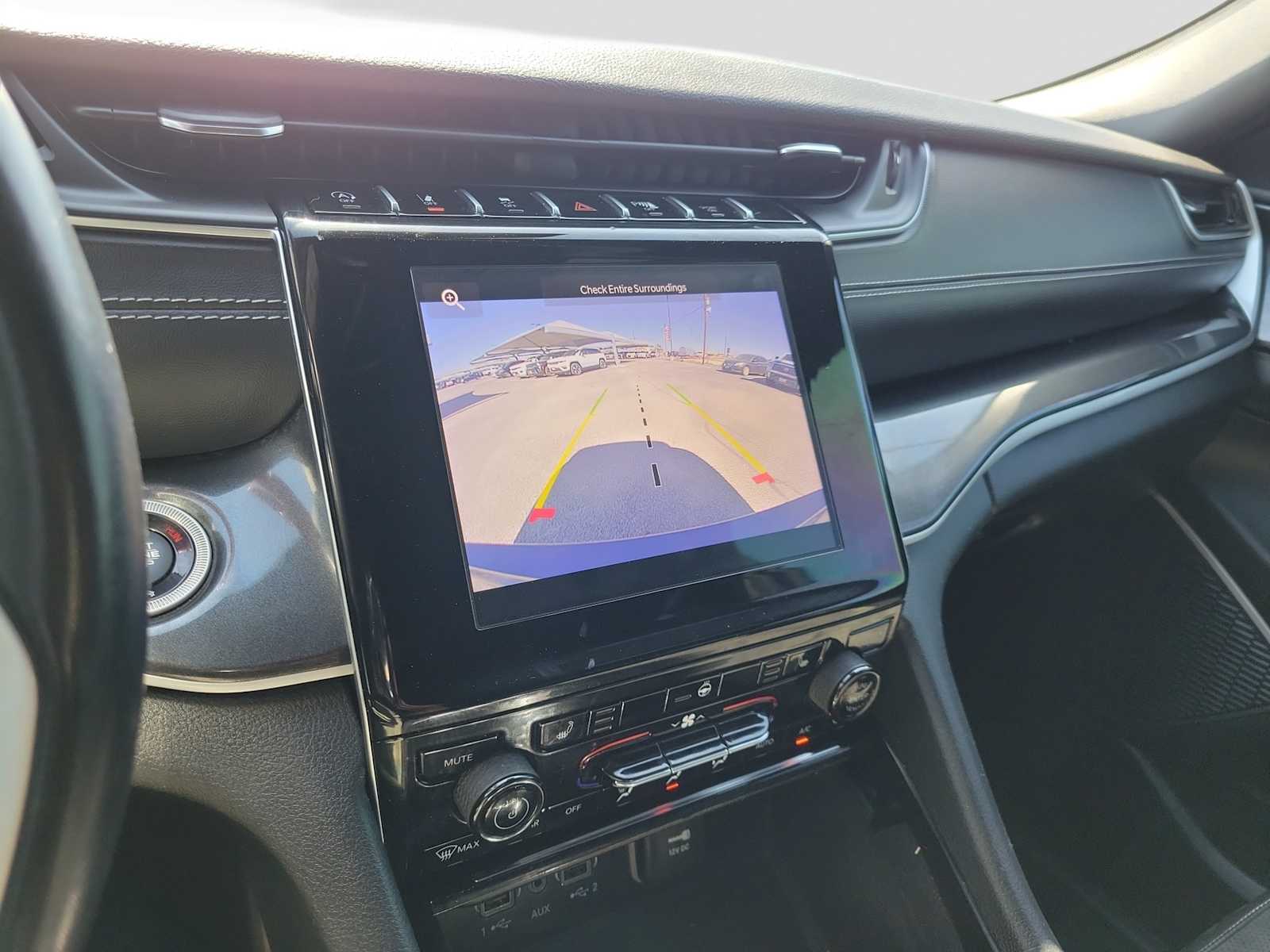 Thumbnail: 2022 Jeep Grand Cherokee - 20