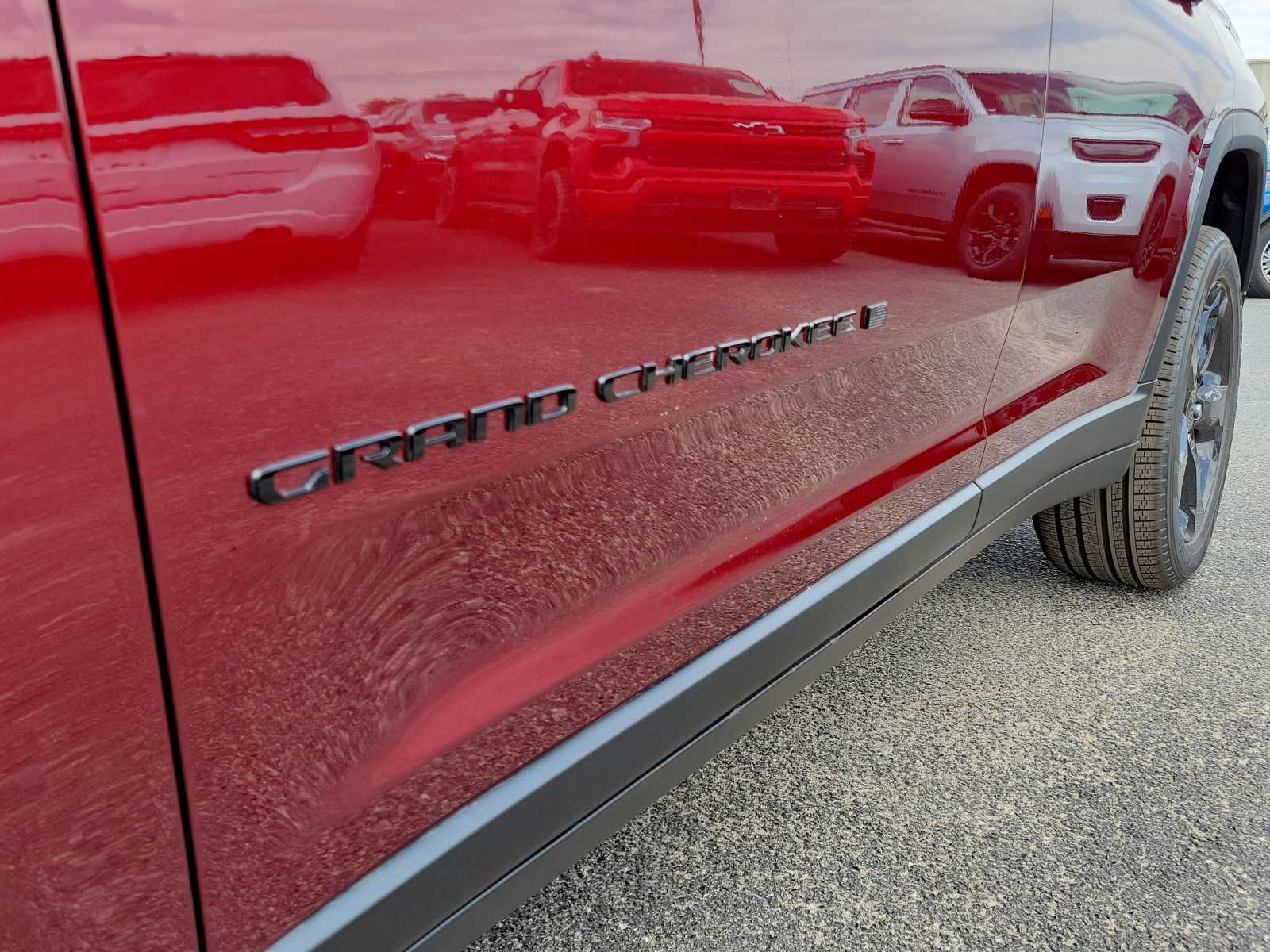 Thumbnail: 2024 Jeep Grand Cherokee - 7