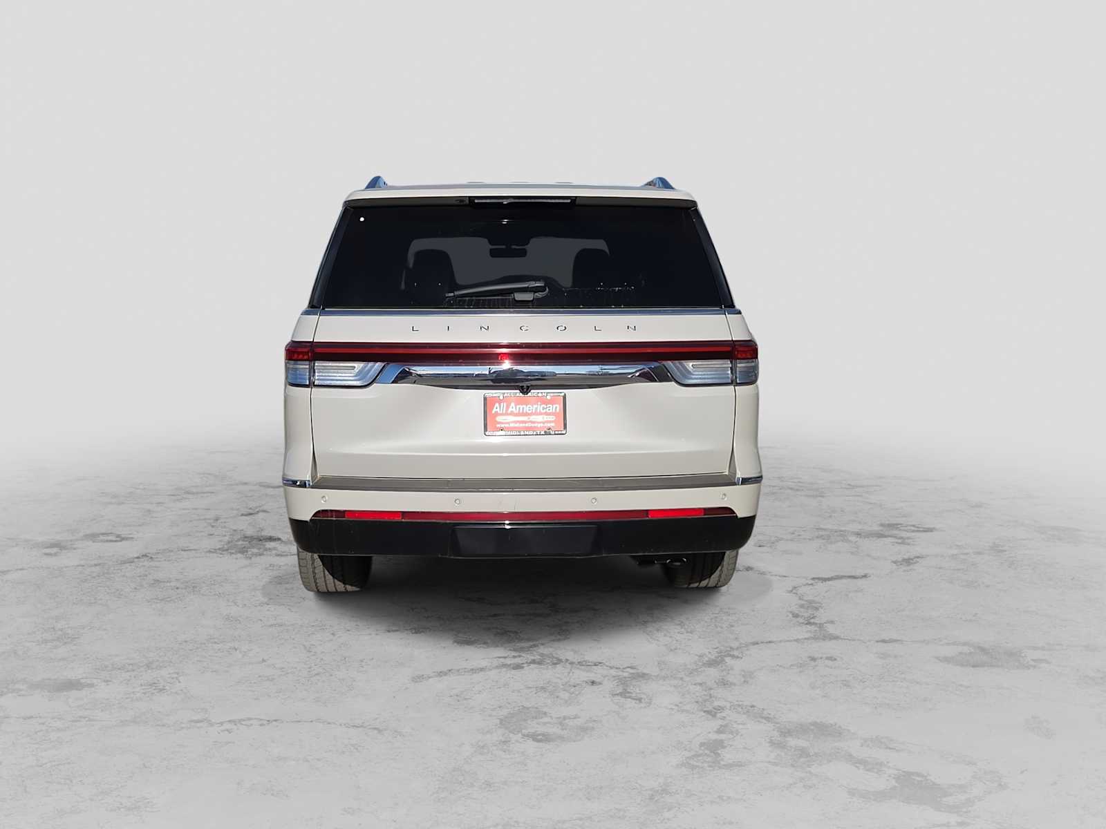 Thumbnail: 2023 Lincoln Navigator - 5