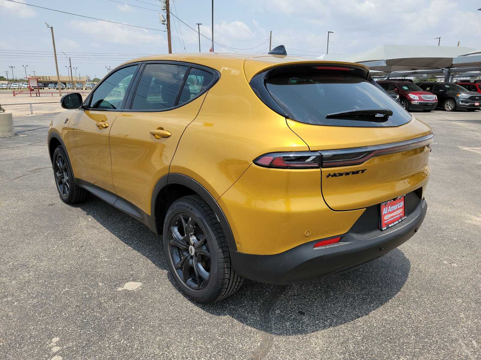 Thumbnail: 2024 Dodge Hornet - 4