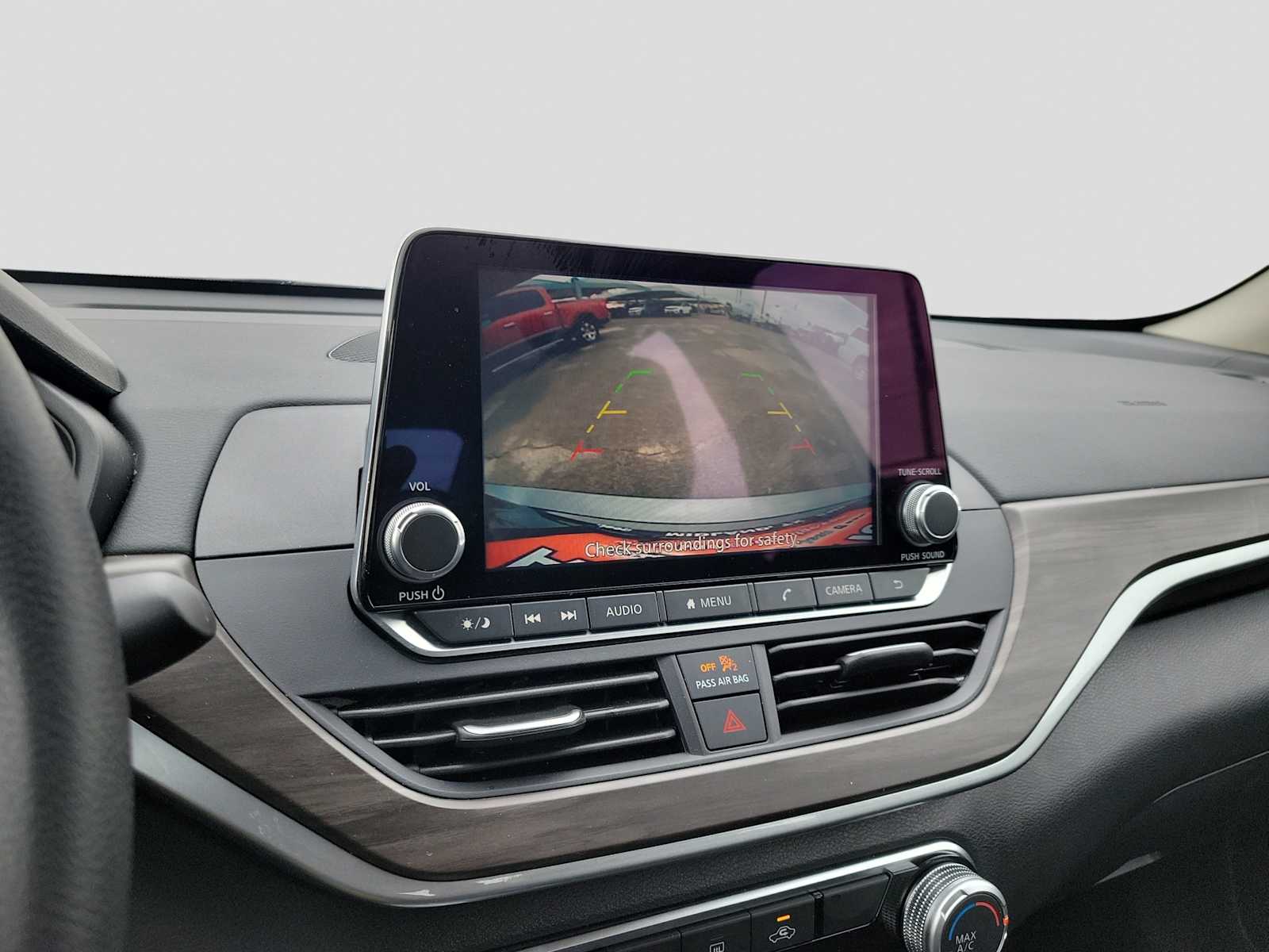 Thumbnail: 2025 Nissan Altima - 20