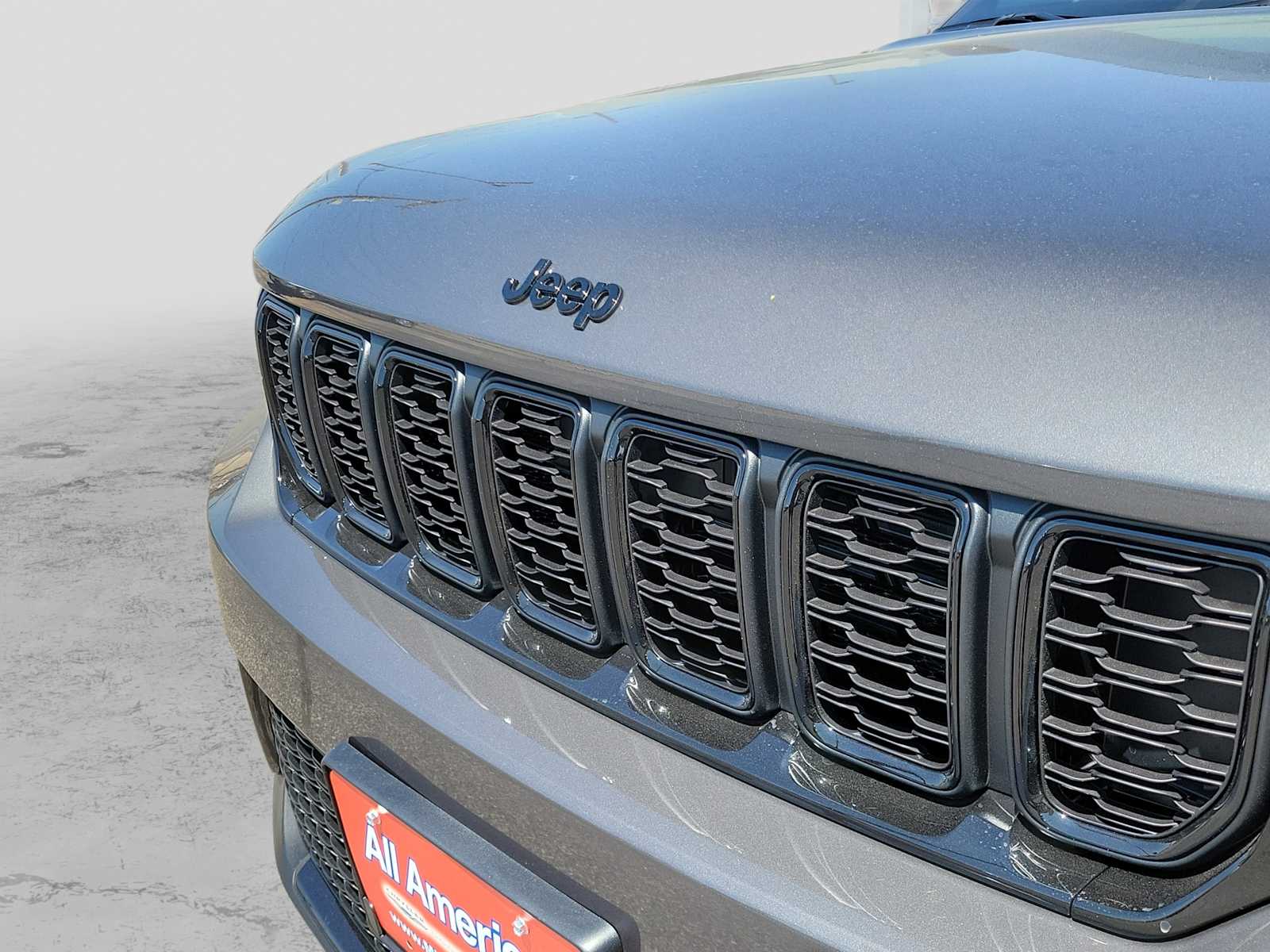 Thumbnail: 2025 Jeep Grand Cherokee - 9