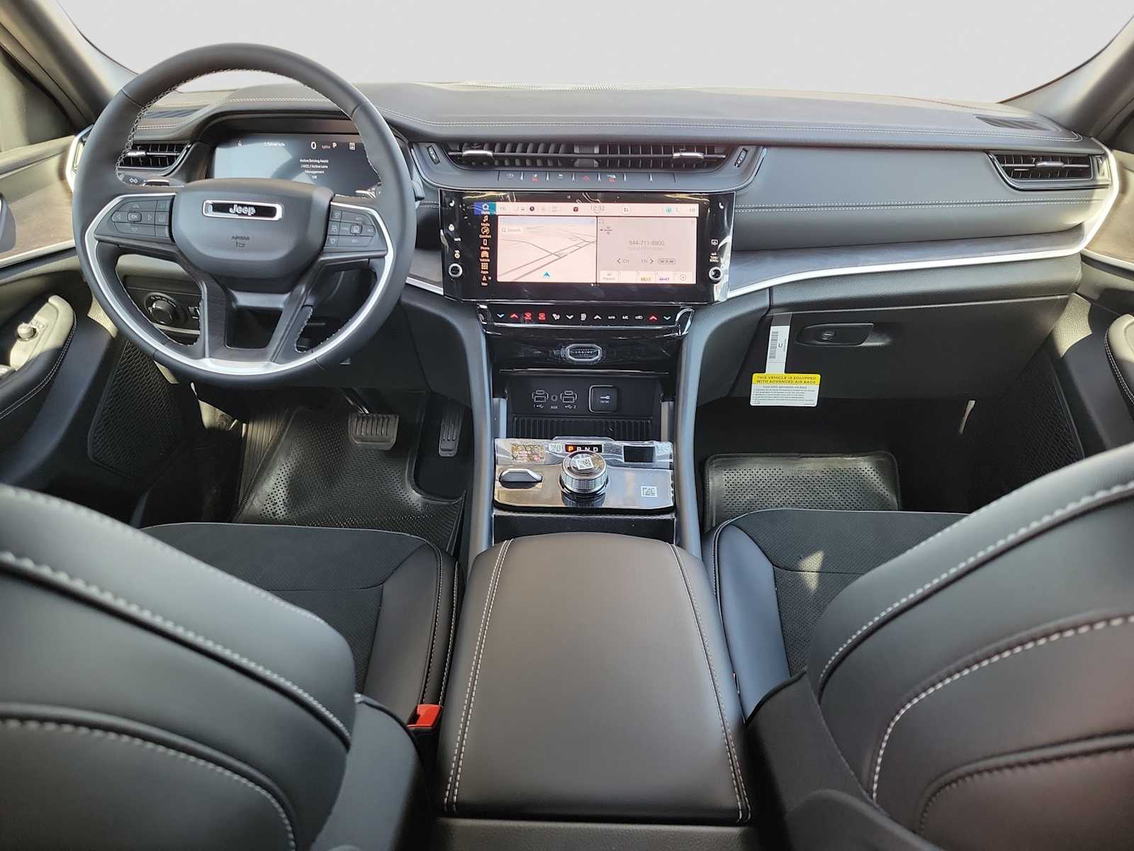 Thumbnail: 2026 Jeep Grand Cherokee L - 10