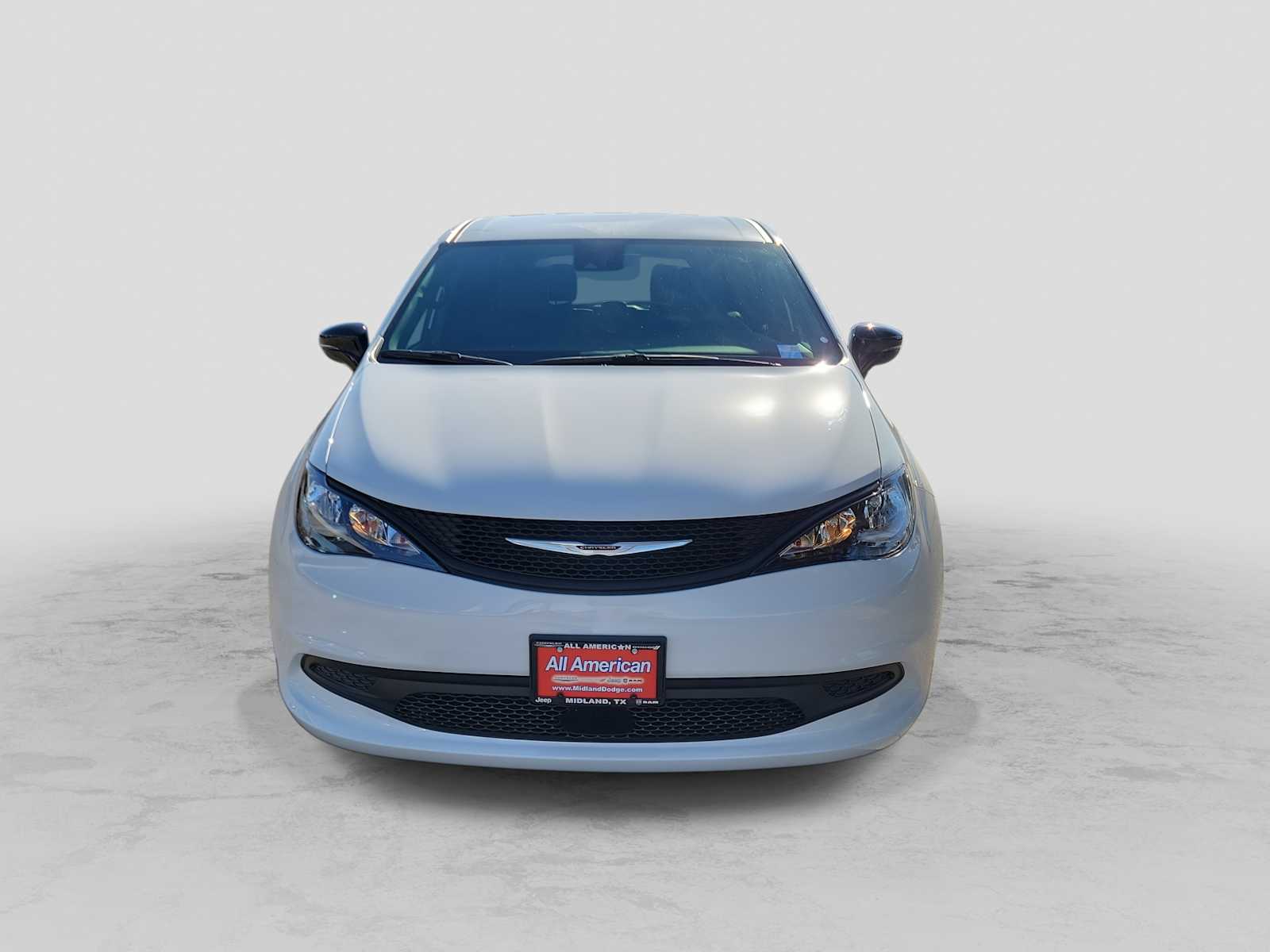 Thumbnail: 2026 Chrysler Voyager - 6