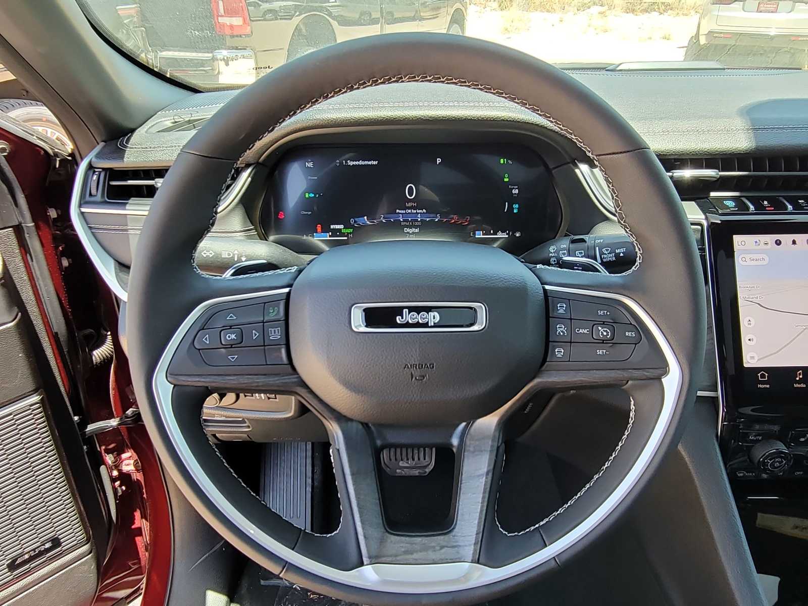 Thumbnail: 2024 Jeep Grand Cherokee - 15